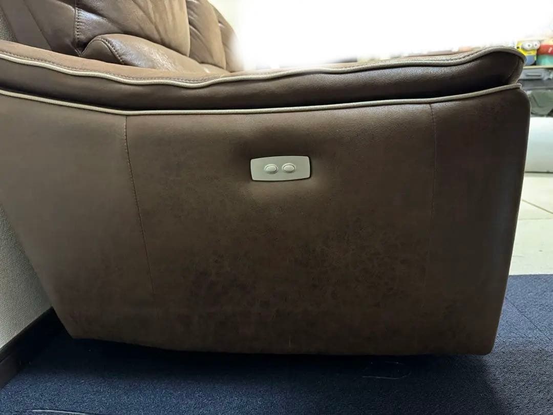 (8/1まで掲載)RELAX FORMブラウン 3人掛けソファ電動リクライニング