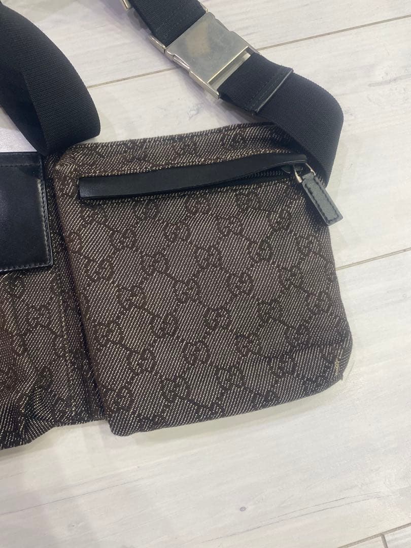 M*3様 GUCCIショルダーバック