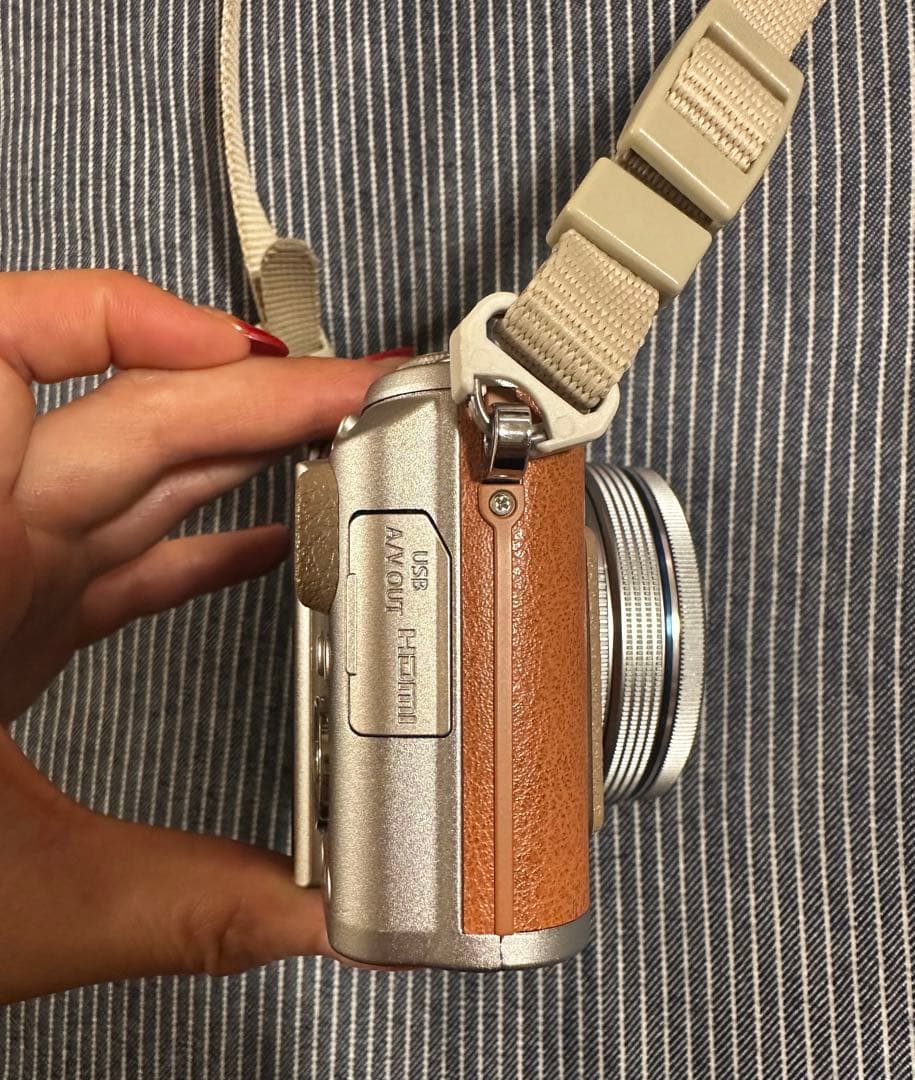 オリンパス　Olympus PEN E-PL8 美品　レンズ2種付き