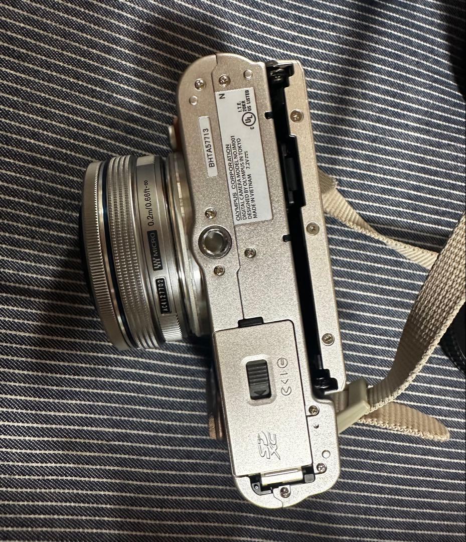オリンパス　Olympus PEN E-PL8 美品　レンズ2種付き