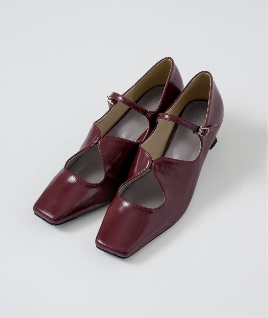 新品 POMUM&ARTS squaretoe maryjane pumps M