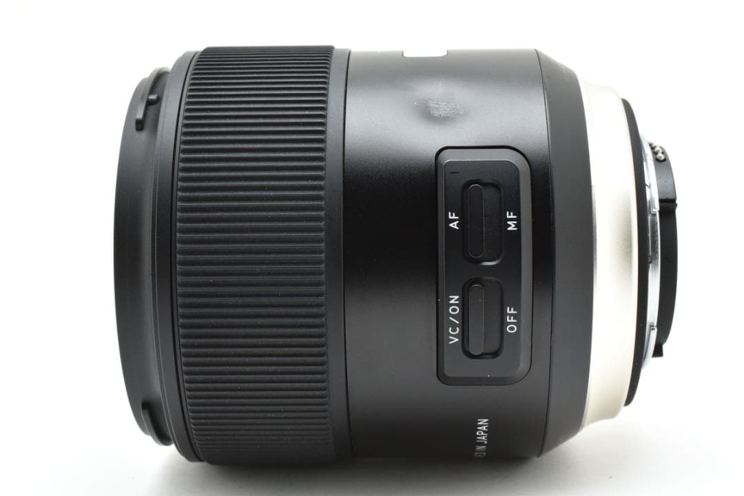 TAMRON 45mm F1.8 DI VC USD F013 ニコンFマウント