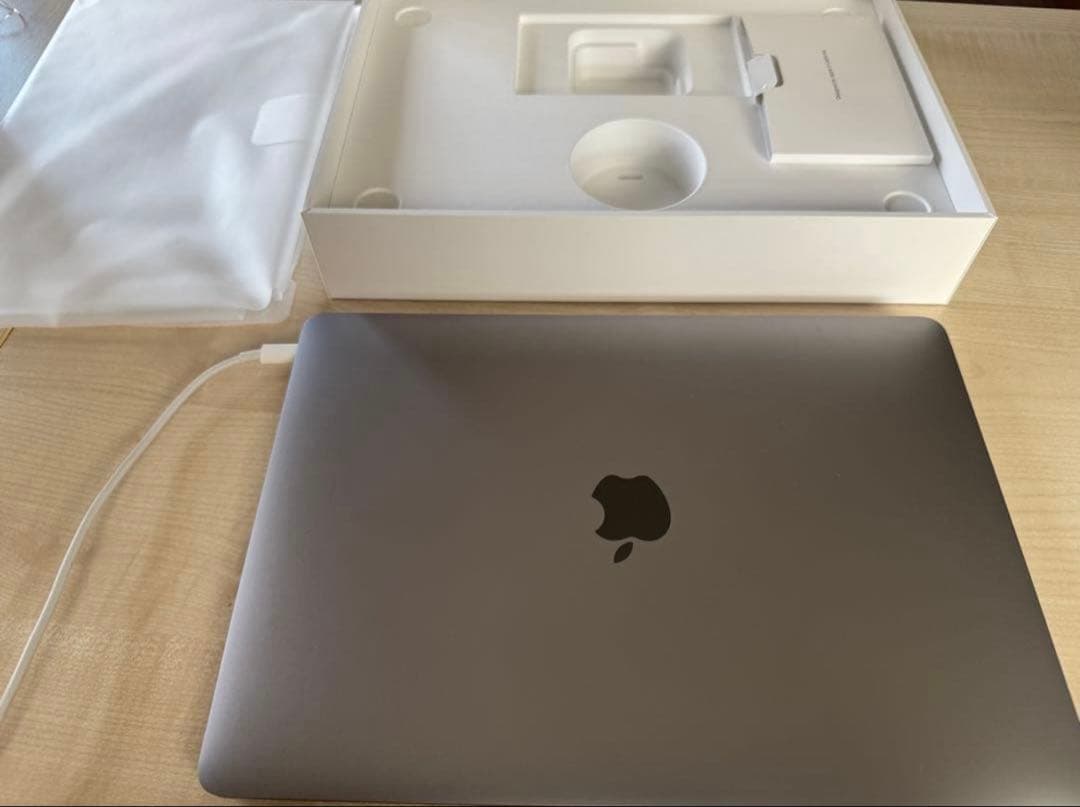 Apple MacBook Air 13インチ M1 8GB 256GB 美品