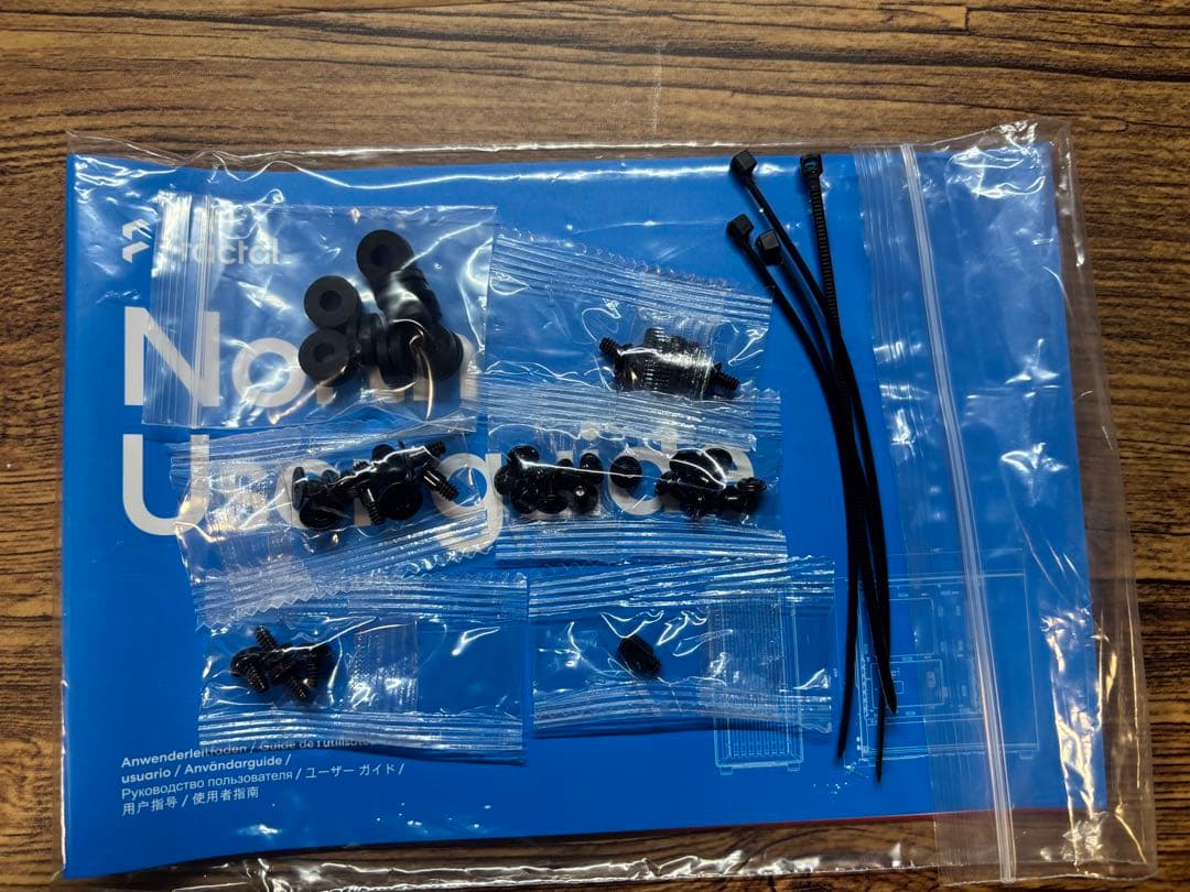 PCケース(自作PC用) Fractal Design North Black TG Dark