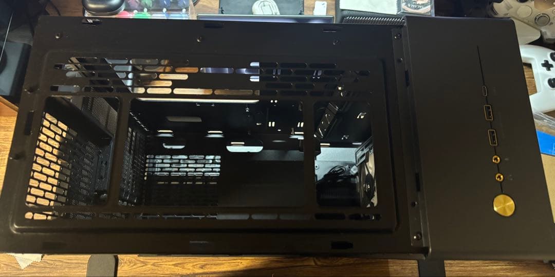 PCケース(自作PC用) Fractal Design North Black TG Dark