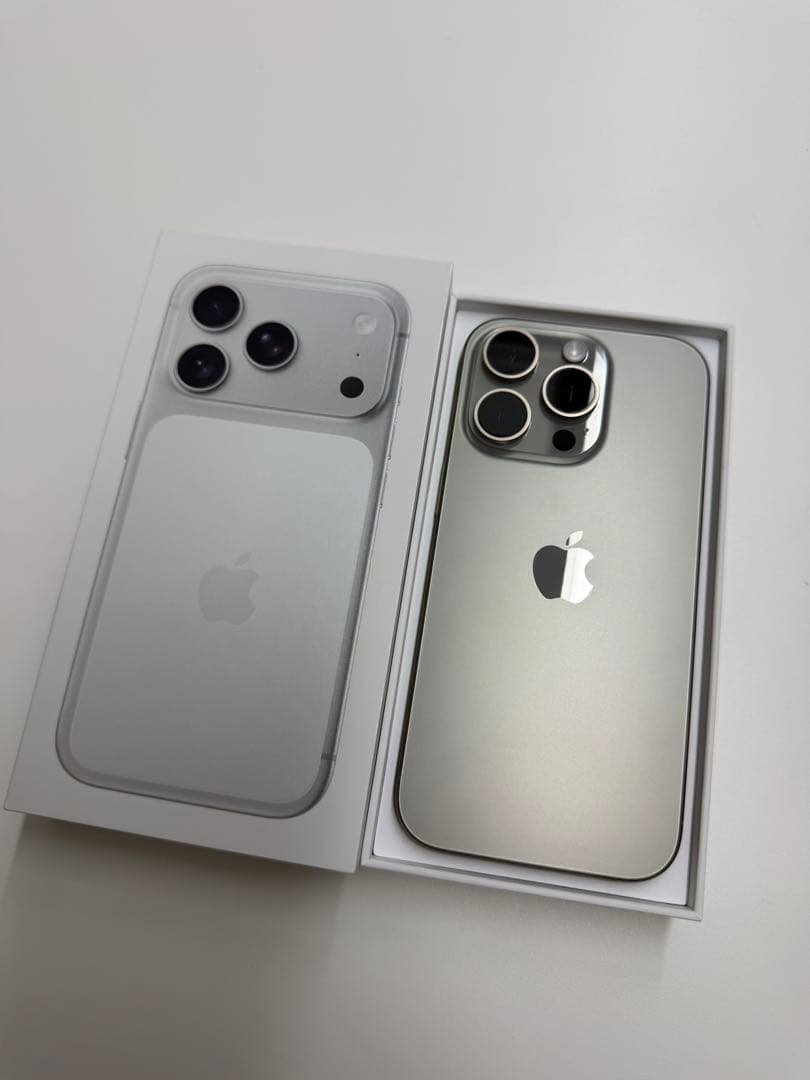 Apple iPhone 16 Pro シルバー 本体　箱は17pro