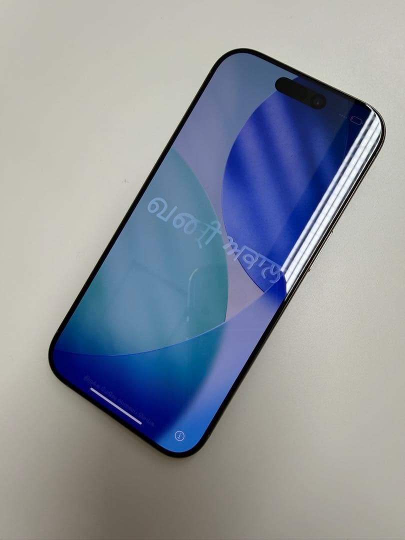 Apple iPhone 16 Pro シルバー 本体　箱は17pro