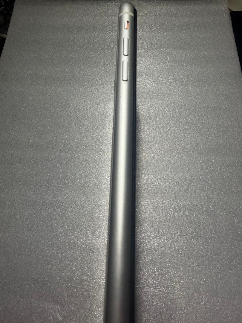 Apple iPhone XR ホワイト 64GB 本体【値下げ】