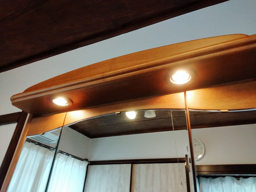 ドレッサー　収納力大きい