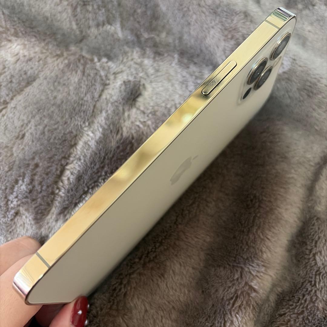 iPhone12pro ゴールド