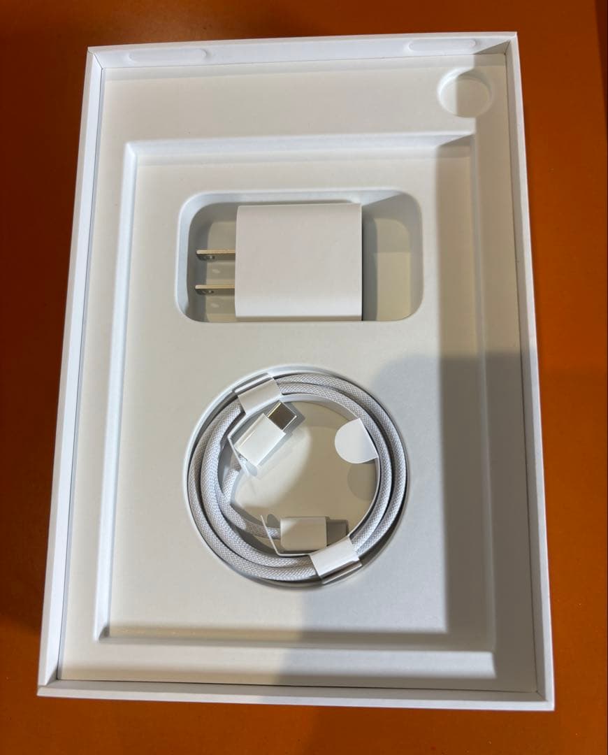 【美品】iPad mini第7世代(A17 pro) wifi モデル