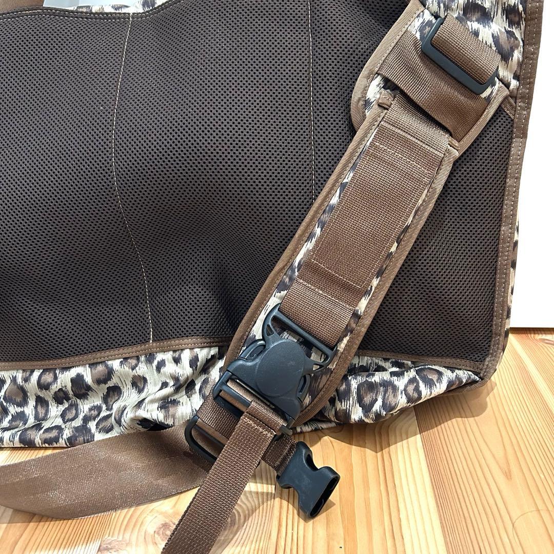 【極美品】ヘッドポーターメッセンジャーバッグ　レオパード柄