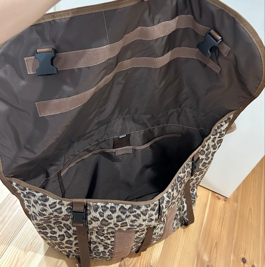 【極美品】ヘッドポーターメッセンジャーバッグ　レオパード柄