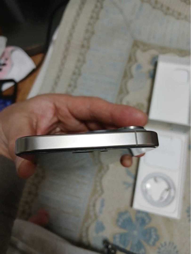 【美品】iPhone 15Pro Max SIMフリー 本体 256GB