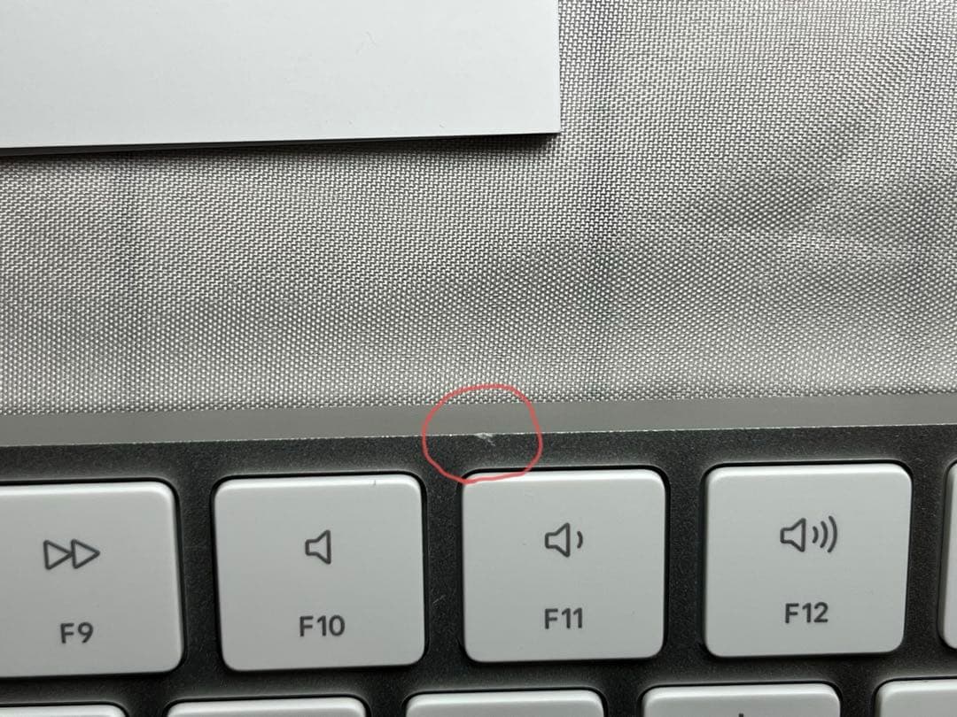 MacminiM2 純正キーボード(Touch ID) +トラックパットセット