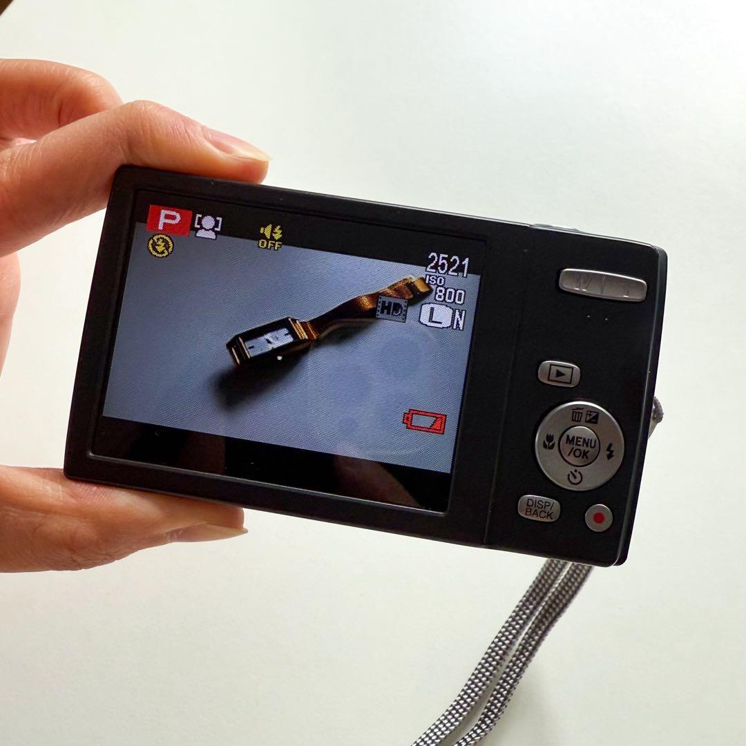 【美品】FUJIFILM 16メガピクセル コンパクトデジタルカメラ