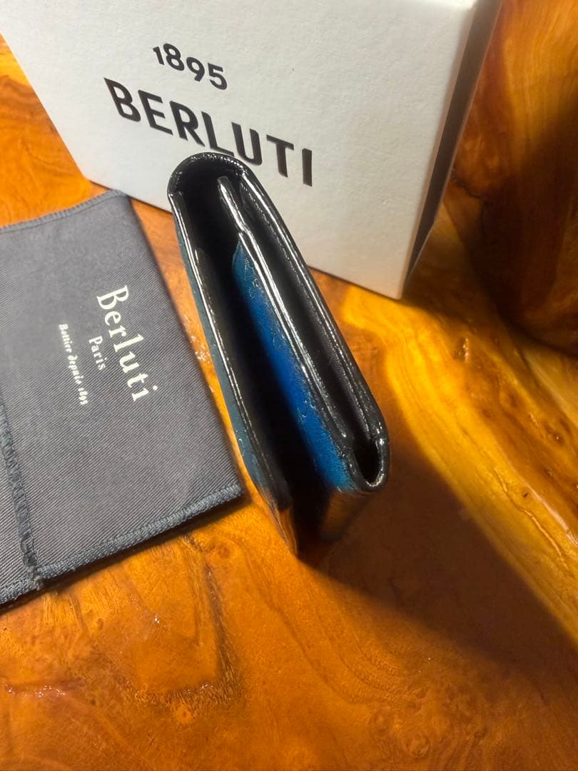 希少色 ベルルッティ Berluti 名刺入れ スクリット 青 カード入れ 美品