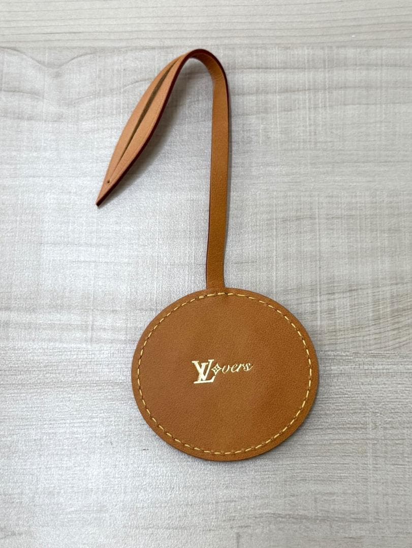 ヴィトン　チャーム　新品