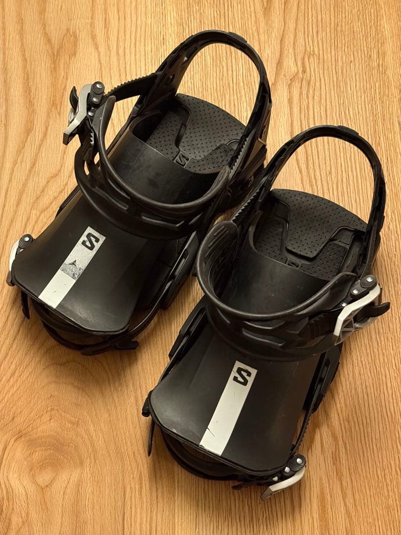 Salomon district サロモン ディストリクト バインディング