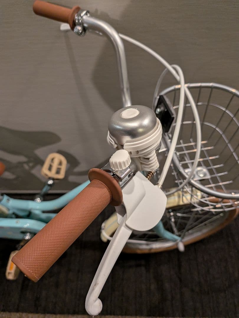 【美品】すみっコぐらし　子供用自転車　18インチ　自転車　子供　女の子