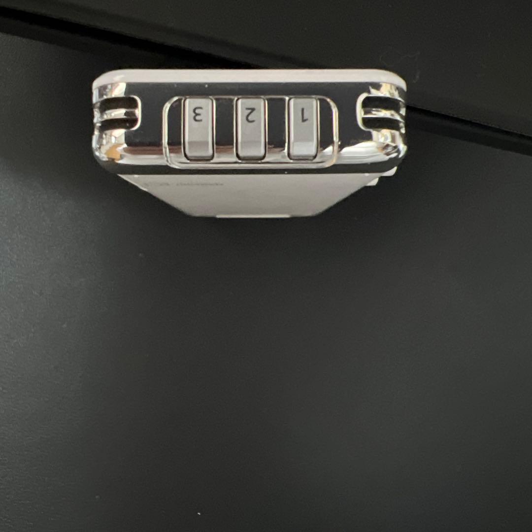 美品中古 ソニー ICZ-R110 ポータブルラジオICレコーダー 16GB