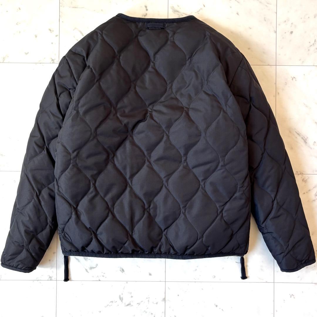 美品　タイオン　ミリタリー リバーシブルクルーネックダウンジャケット　ボア