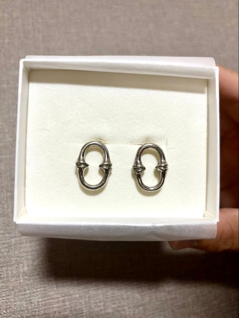 here’s SPINAL SINGLE PIERCE