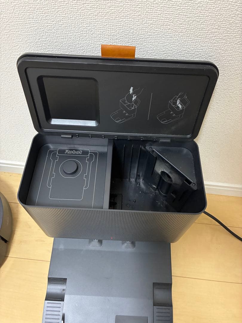 アイロボット　ロボット掃除機 ルンバ 自動ゴミ収集機能付き