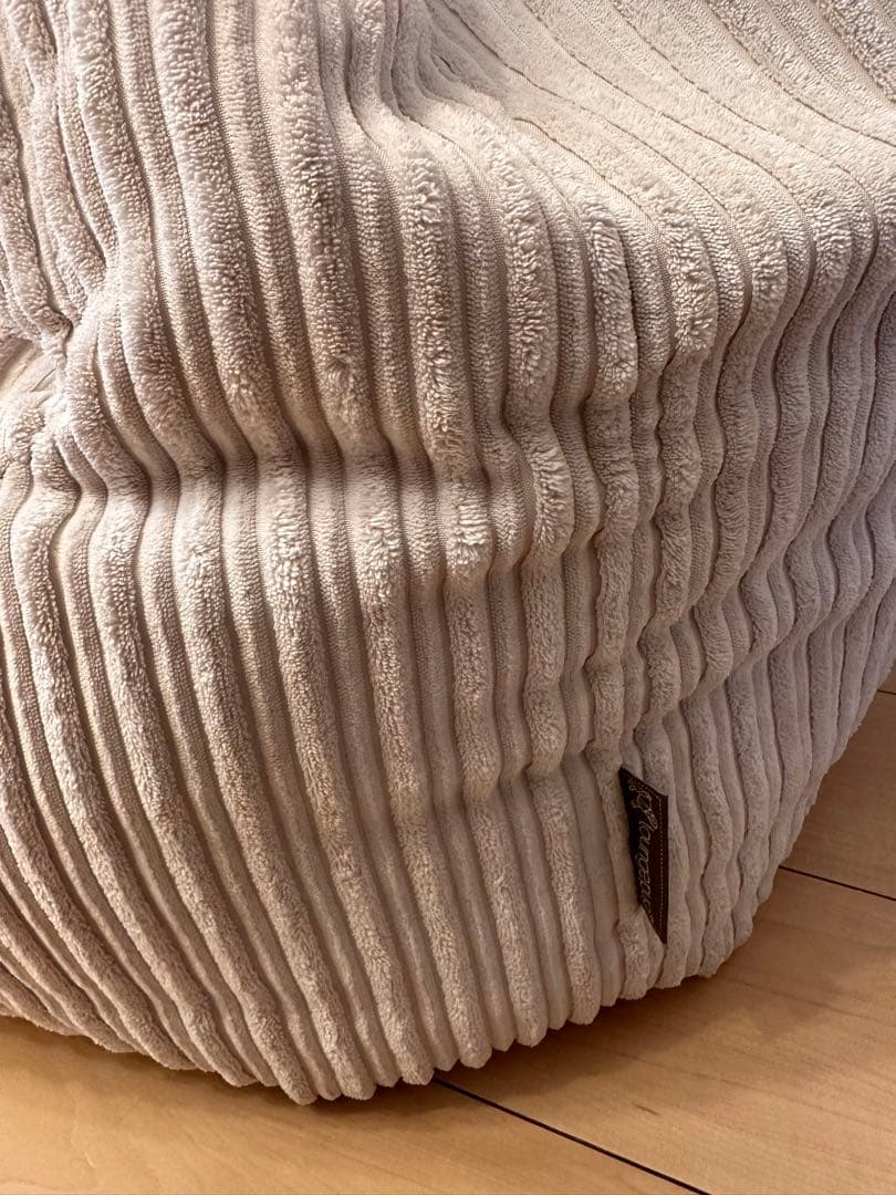 loungepugベージュ コーデュロイ クッションソファ