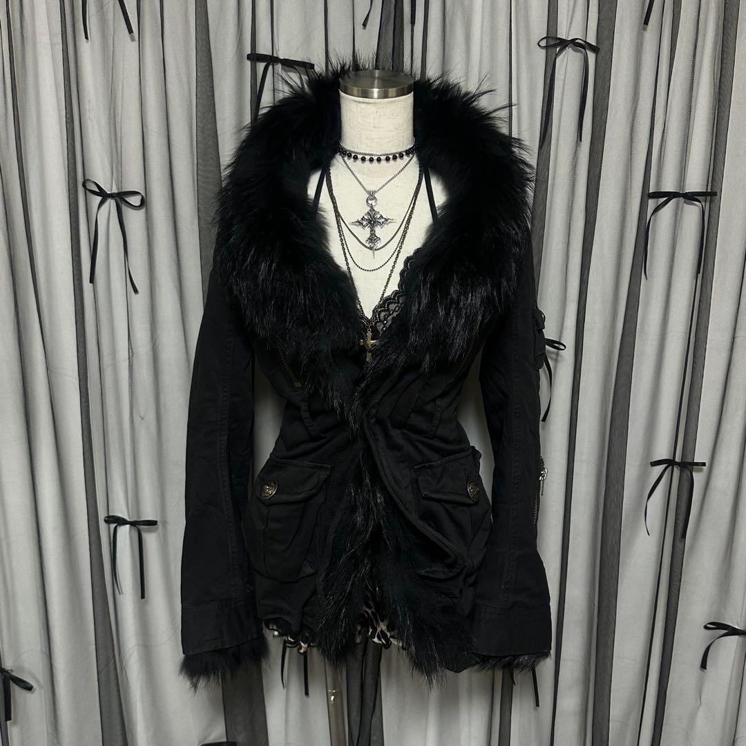 平成ギャル y2k　リアルファー　ミニタリージャケット　ダークコア　グランジ