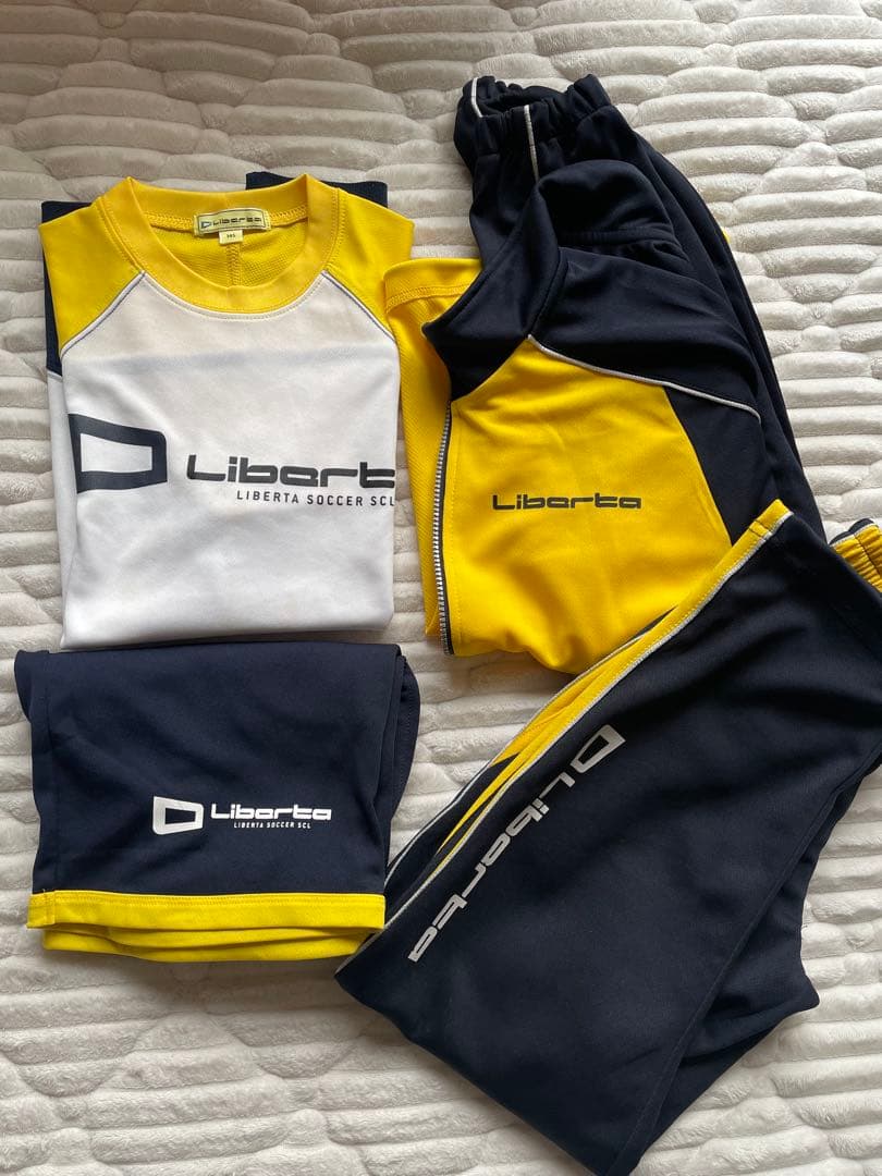 リベルタ145㎝ユニフォームジャージ上下セット