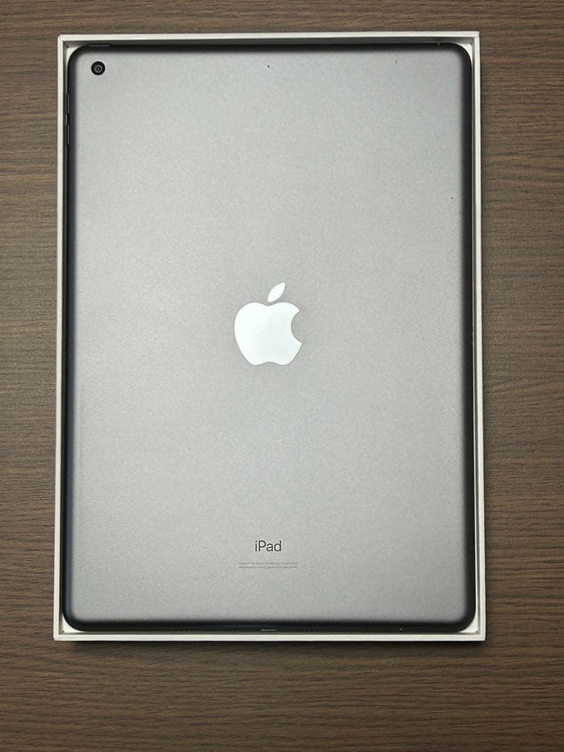 美品 iPad 第7世代 32GB Wi-Fi モデル