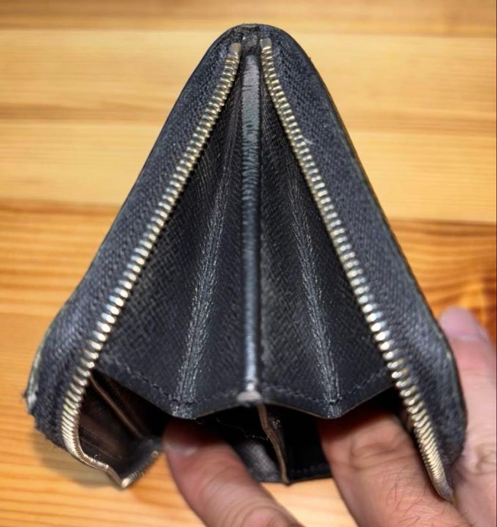 ルイヴィトン パース エピ 黒