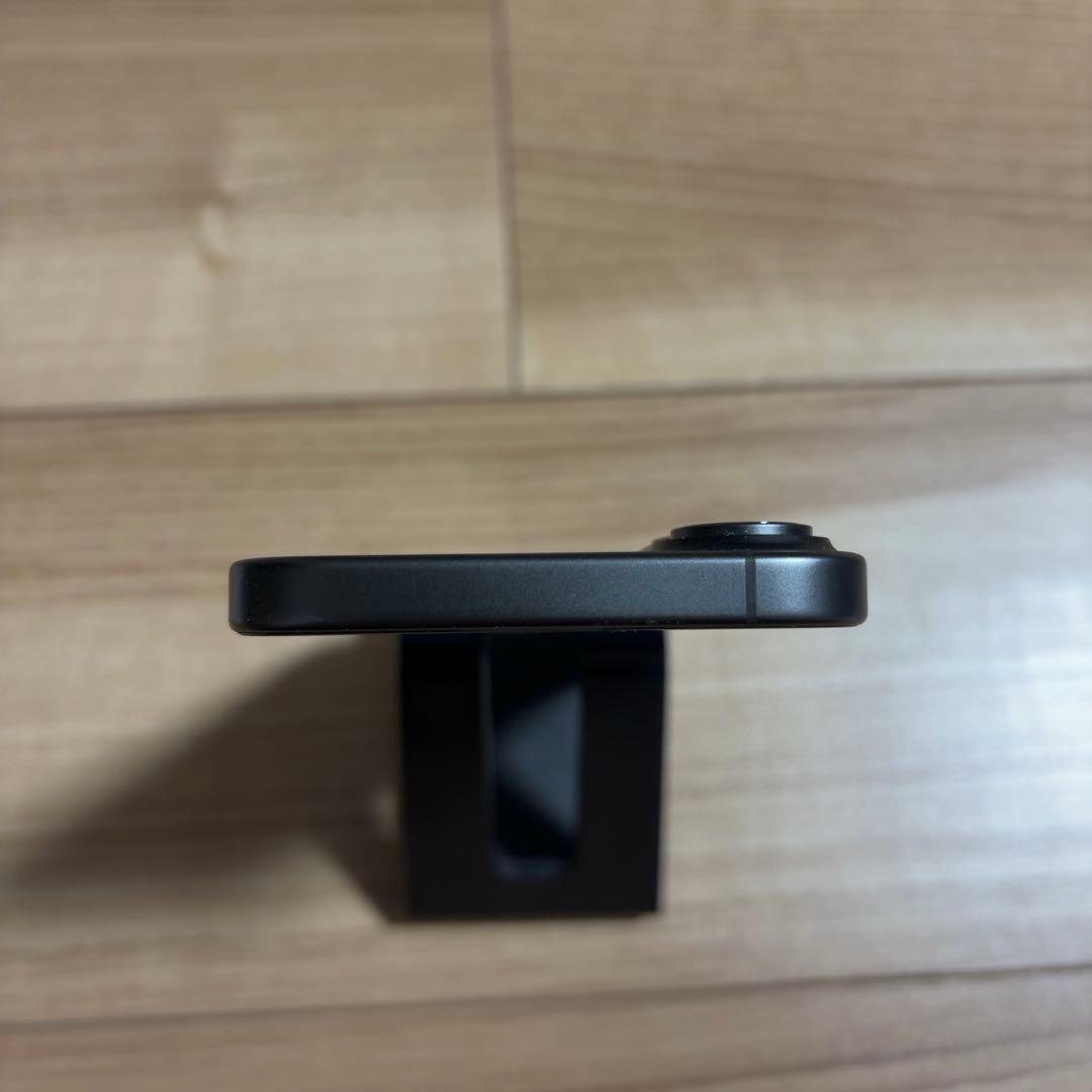 バッテリー100% iPhone17 256GB ブラック