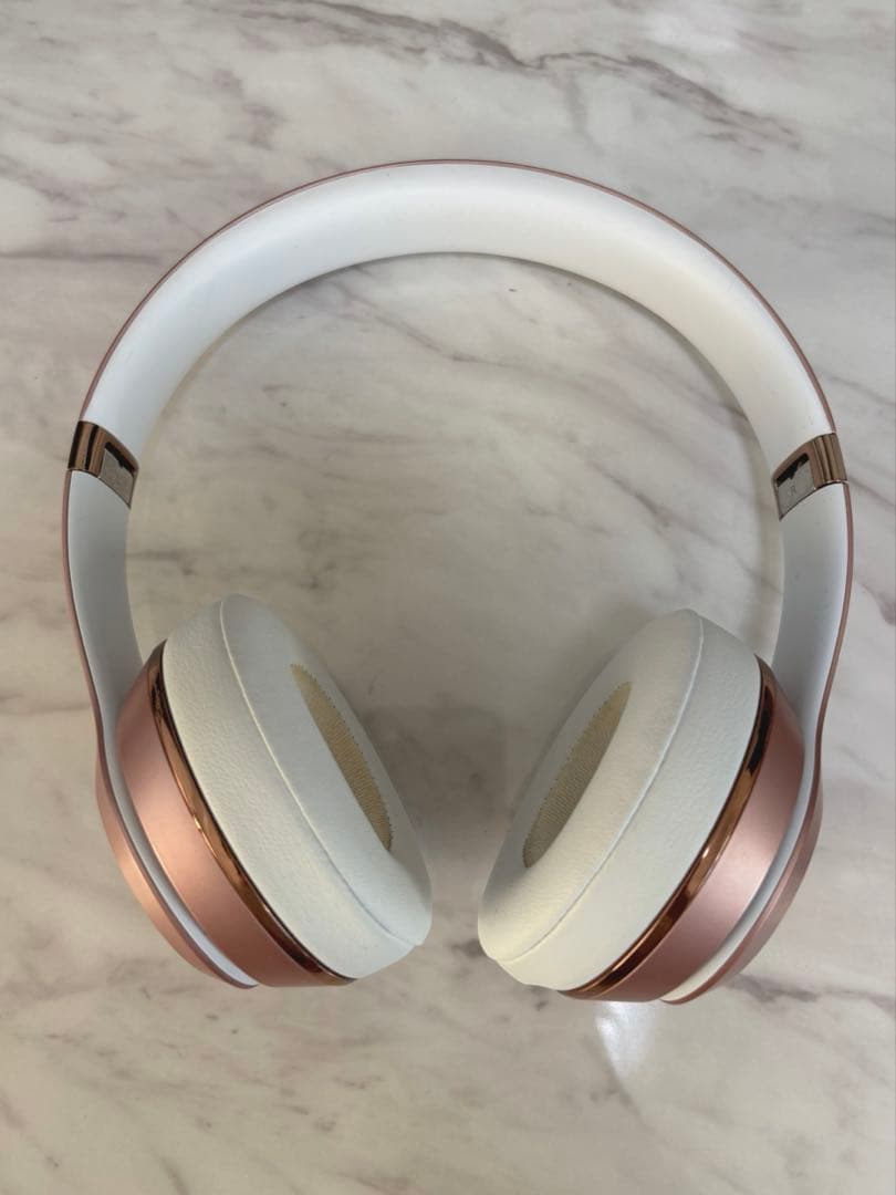 【美品】Beats Solo3 Bluetoothヘッドホン