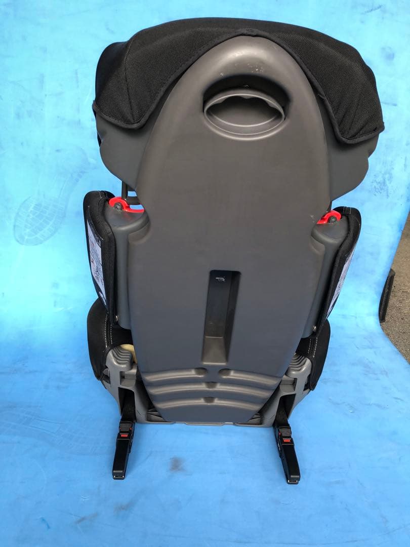 アウディ純正ジュニアシート　チャイルドシート