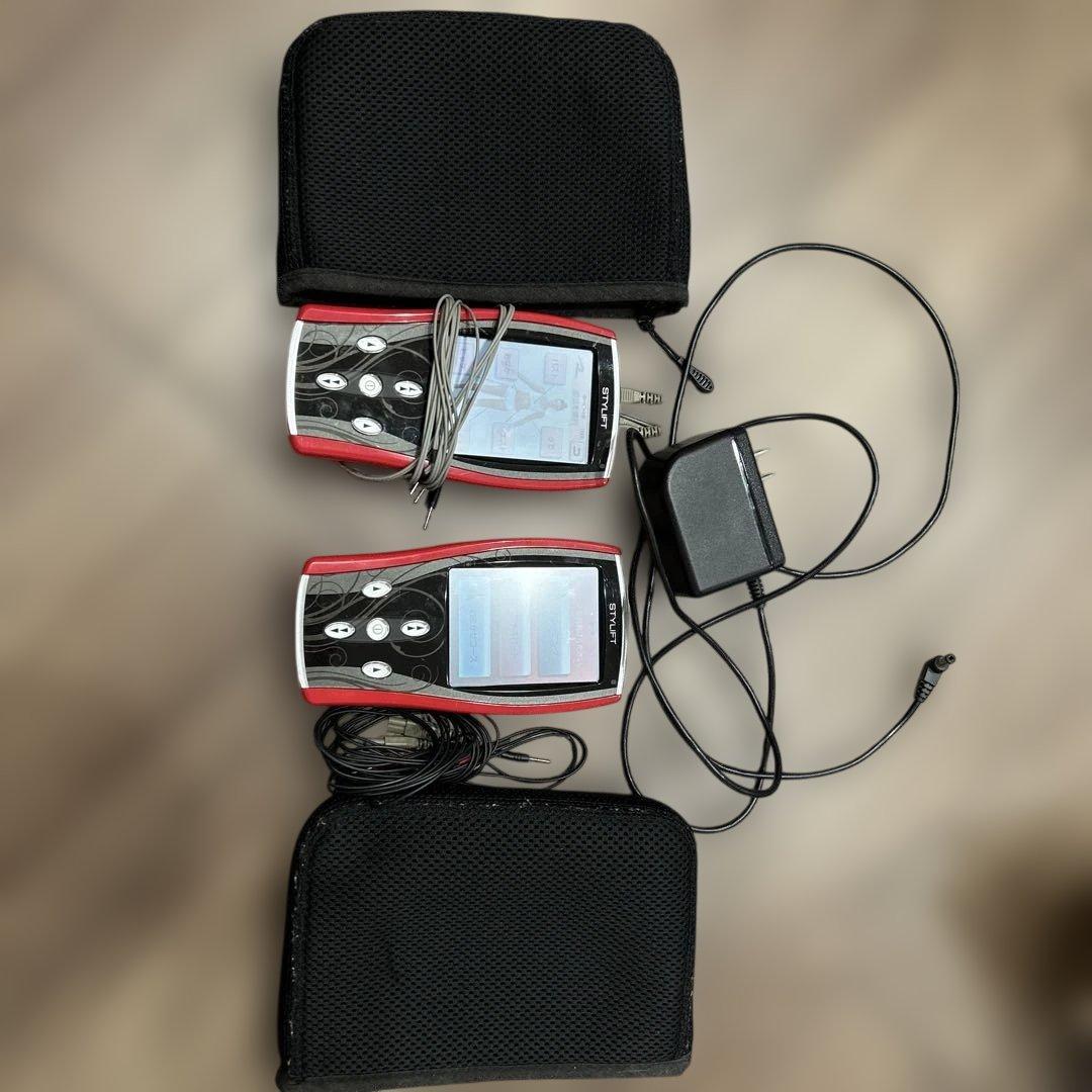 【美品】伊藤超短波　1台の価格で2台STYLIFT ボディ・フェイスケアデバイス