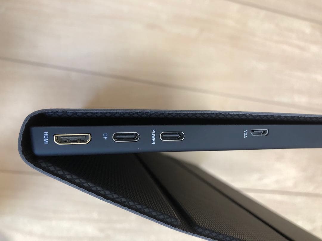 モバイルモニター　13.3型　フルHD IPS液晶　ほぼ未使用