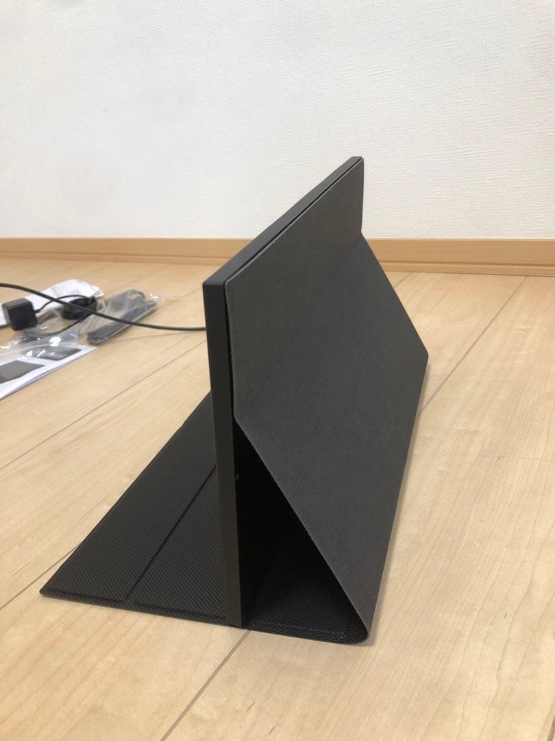 モバイルモニター　13.3型　フルHD IPS液晶　ほぼ未使用