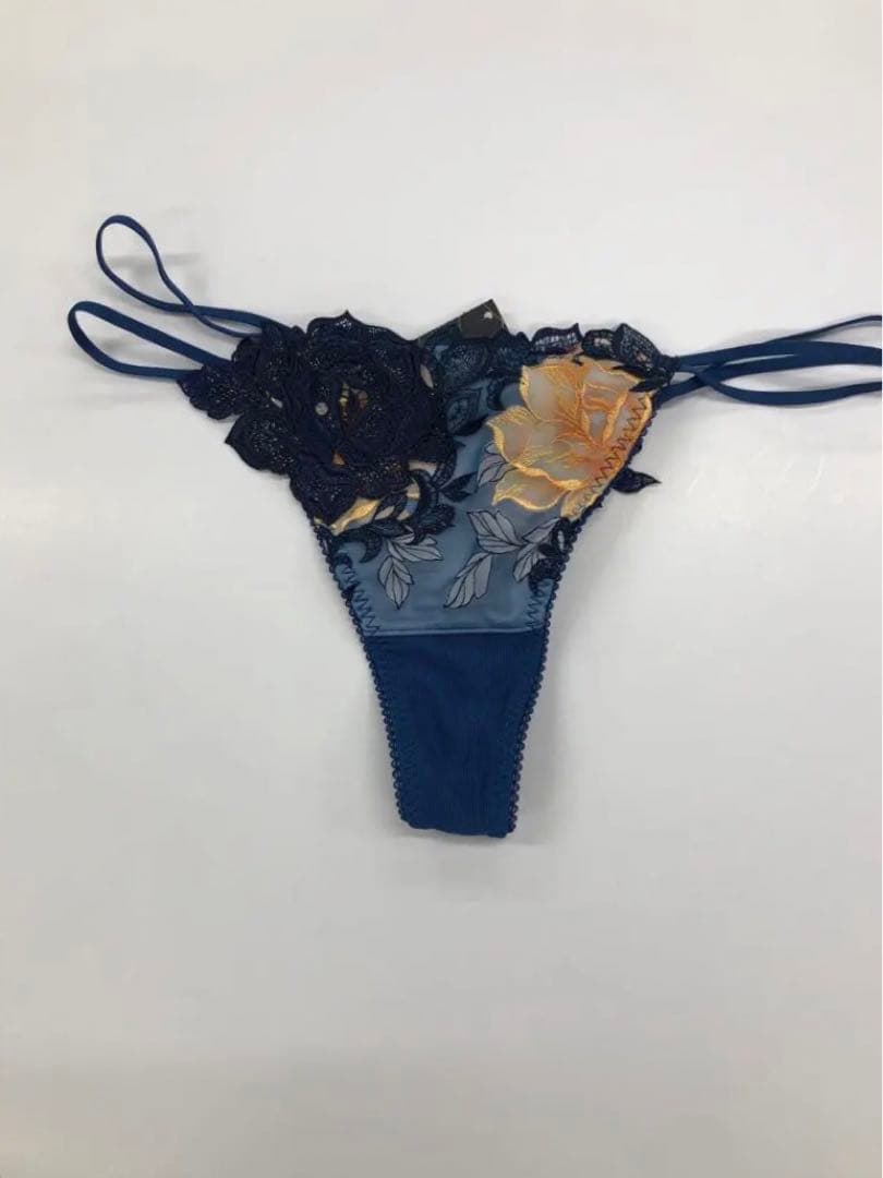 サルート97gブラジャーE80.TショーツL.ノーマルショーツL3点セット KO