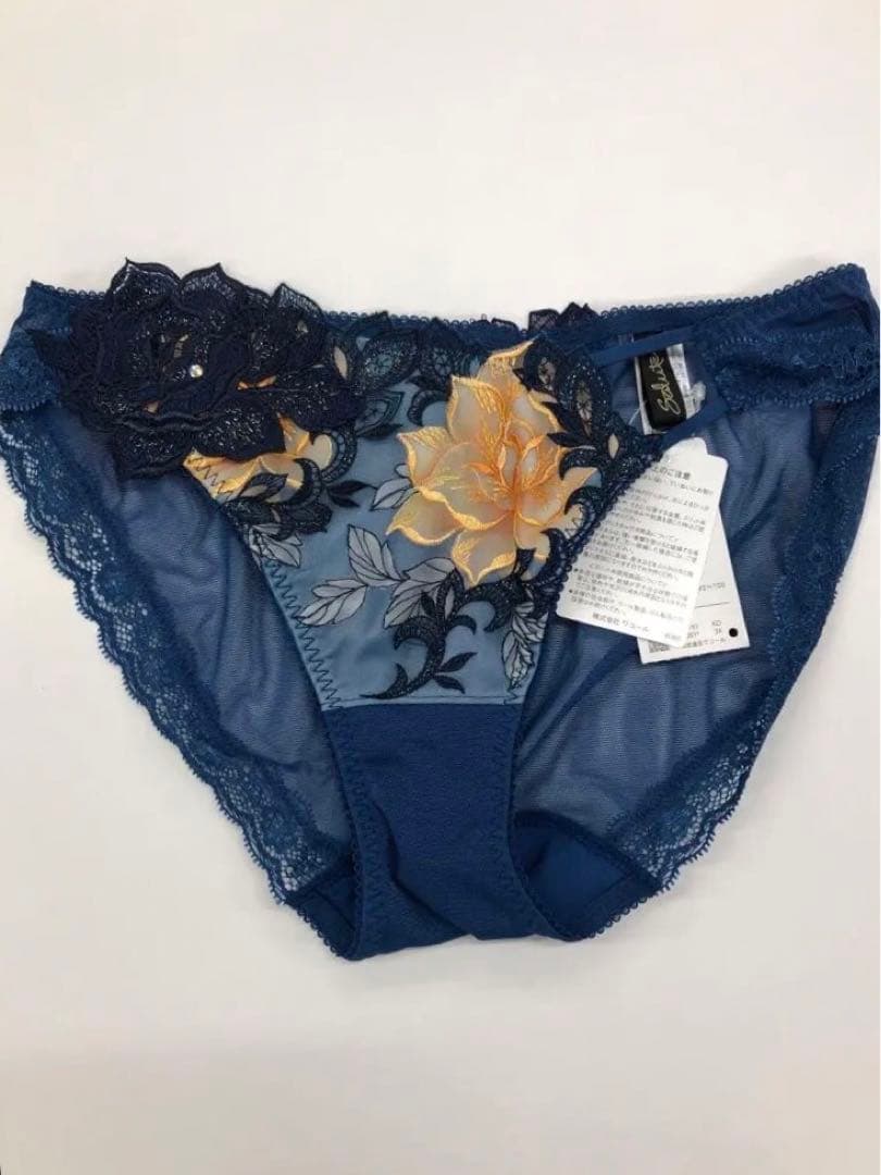 サルート97gブラジャーE80.TショーツL.ノーマルショーツL3点セット KO