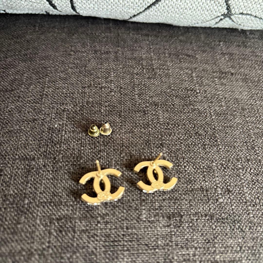 CHANEL ゴールド ダブルCロゴ ピアス