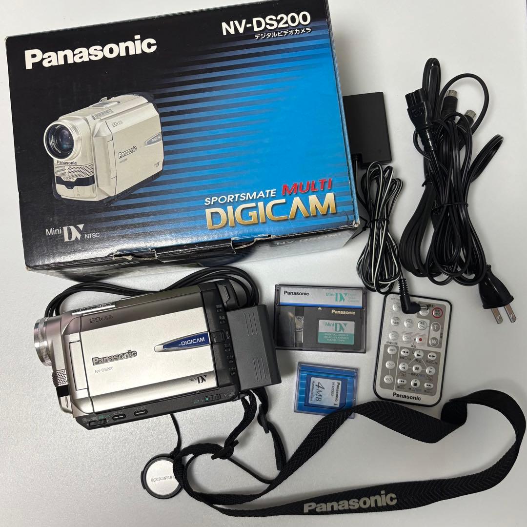 【中古美品】 Panasonic NV-DS200 ビデオカメラ miniDV