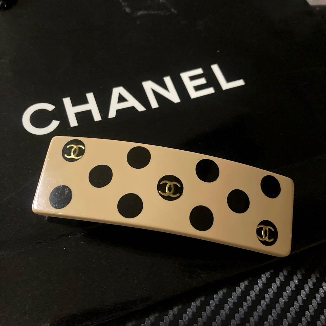 CHANELココマーク　ヘアバレッタ ヘアアクセサリー★フランス製、ドット