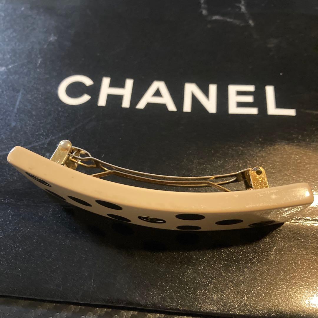 CHANELココマーク　ヘアバレッタ ヘアアクセサリー★フランス製、ドット