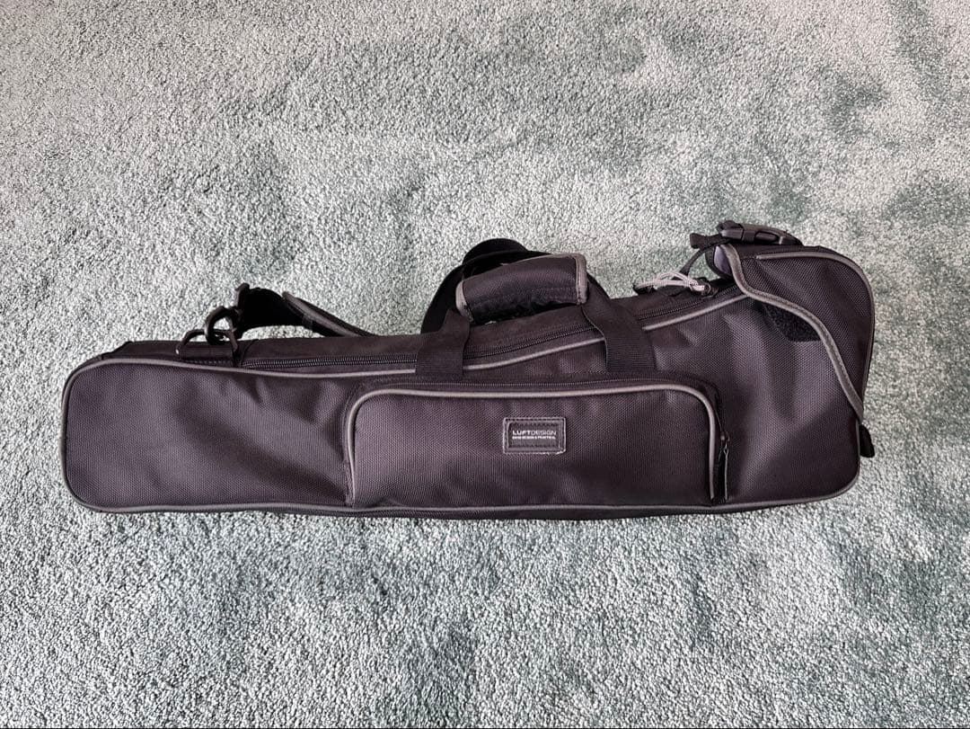 Nikonデジタル一眼レフカメラ&三脚&収納ケース一式