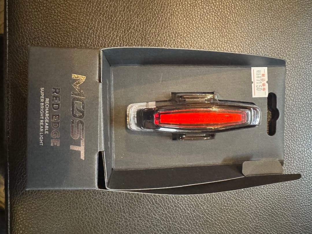 ⭐︎美品　MOST モスト充電式フロント　リアライトpinarelloピナレロ に