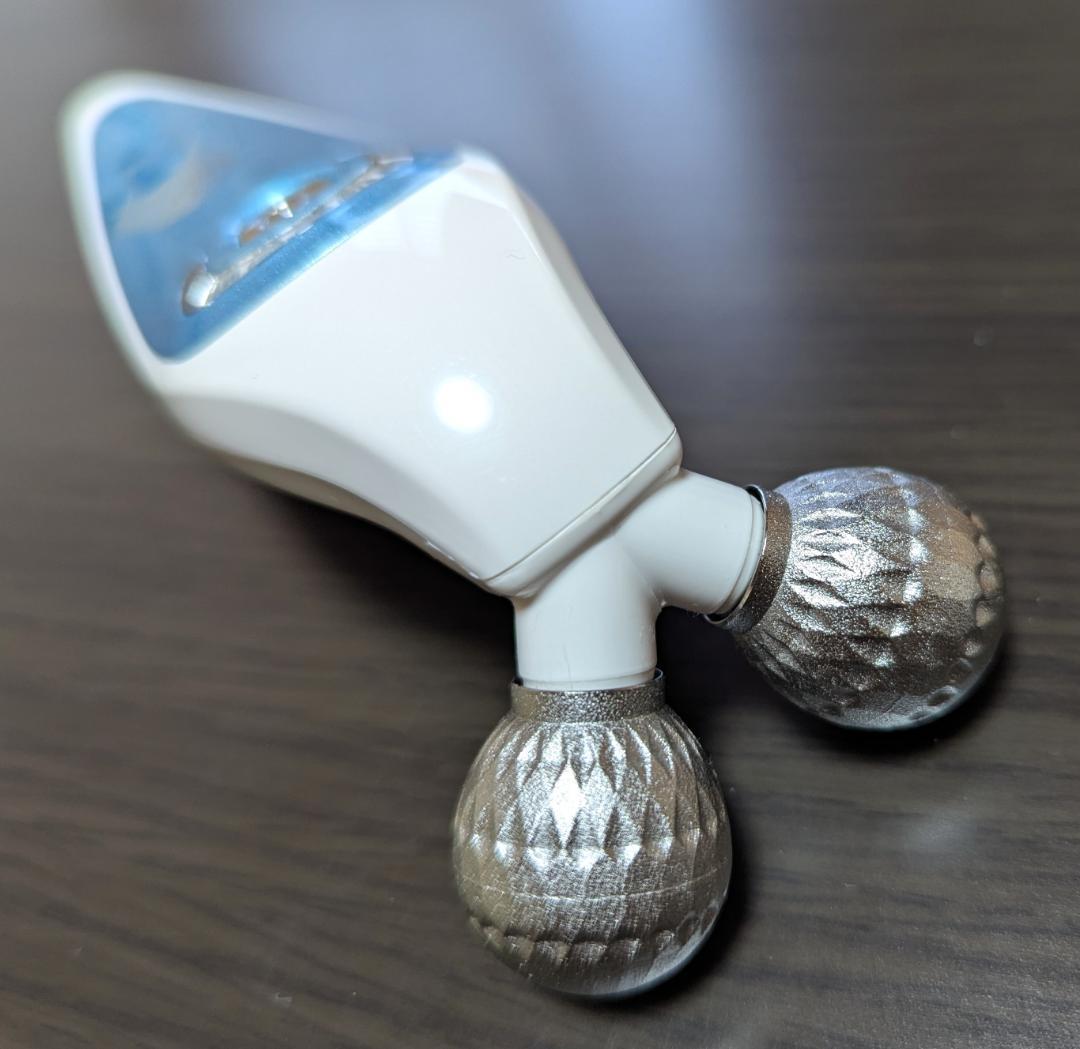 V-ROLL 美顔器　韓国　フォーデイズ　EMS　美顔ローラー