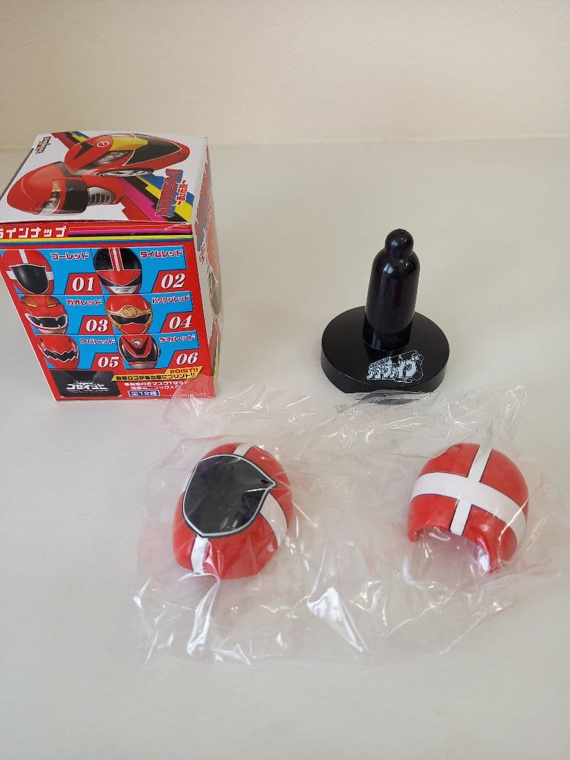 スーパー戦隊マスクコレクションⅢ　赤の伝説　8個セット