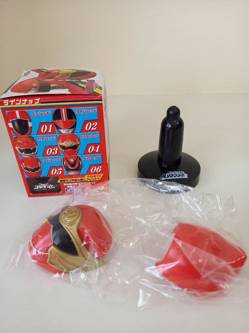 スーパー戦隊マスクコレクションⅢ　赤の伝説　8個セット